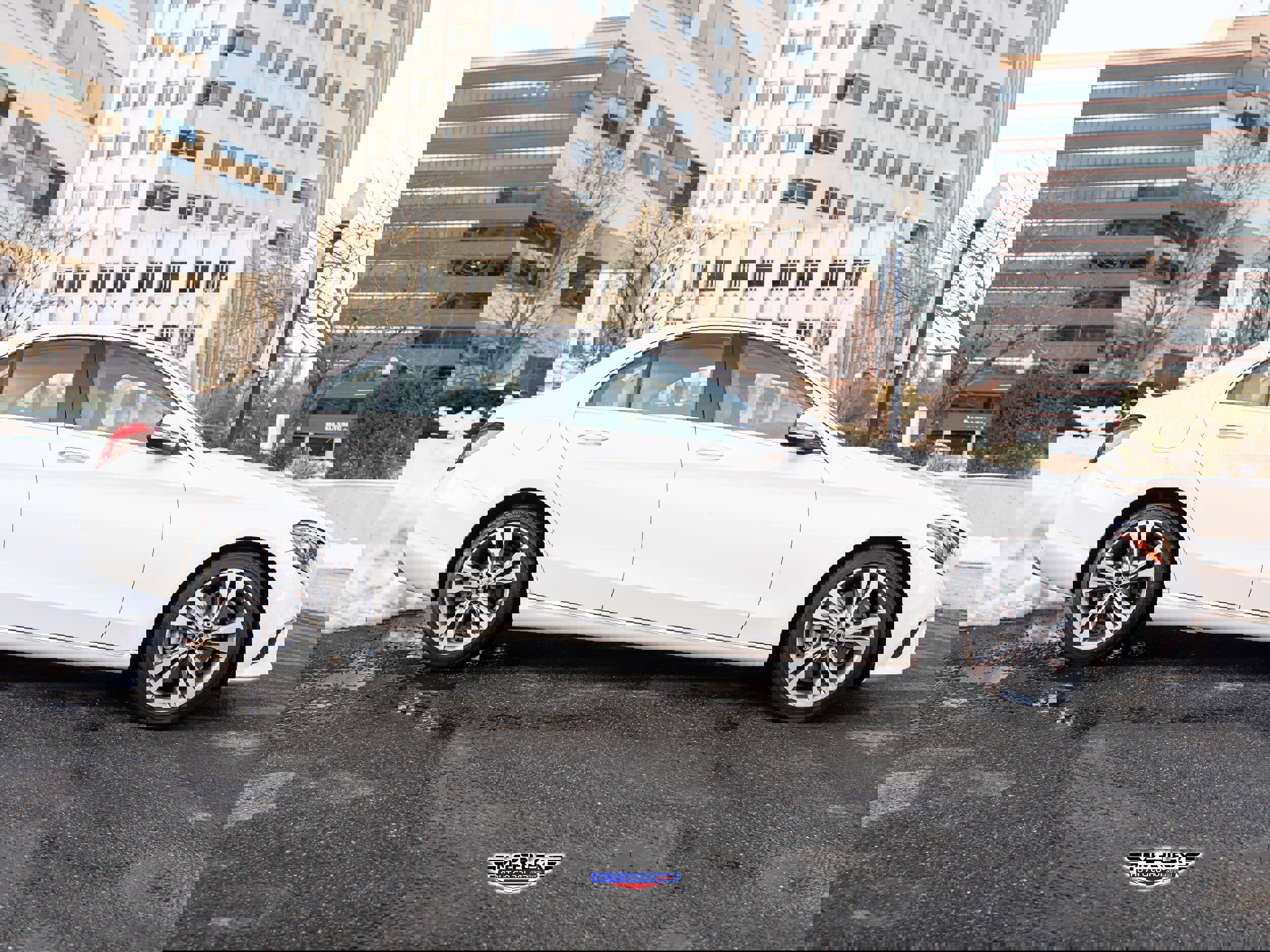 Used 2021 Mercedes-Benz C 300 Sedan image 8