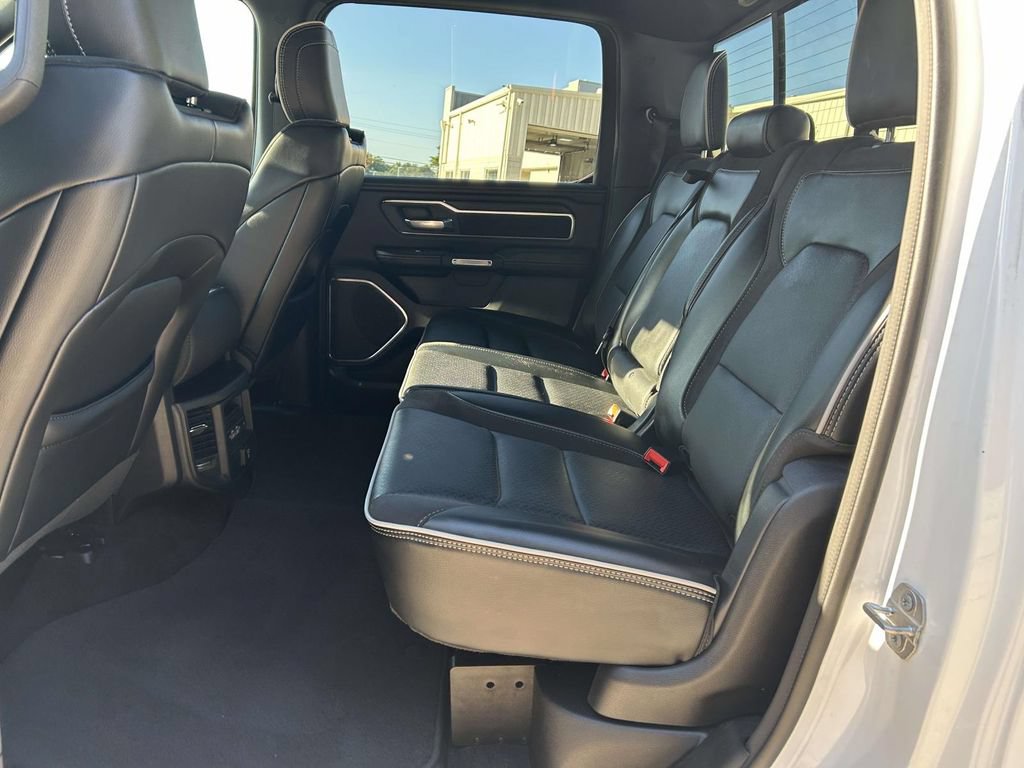 Used 2025 RAM 1500 Laramie AWD/4WD image 12