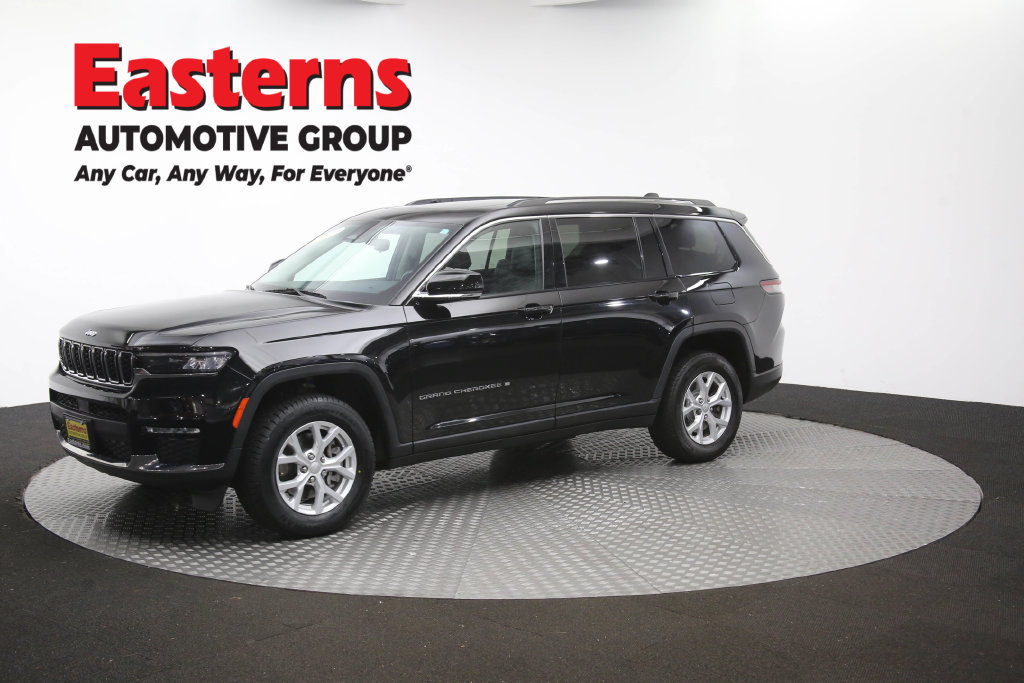 Used 2023 Jeep Grand Cherokee L Limited AWD/4WD image 61