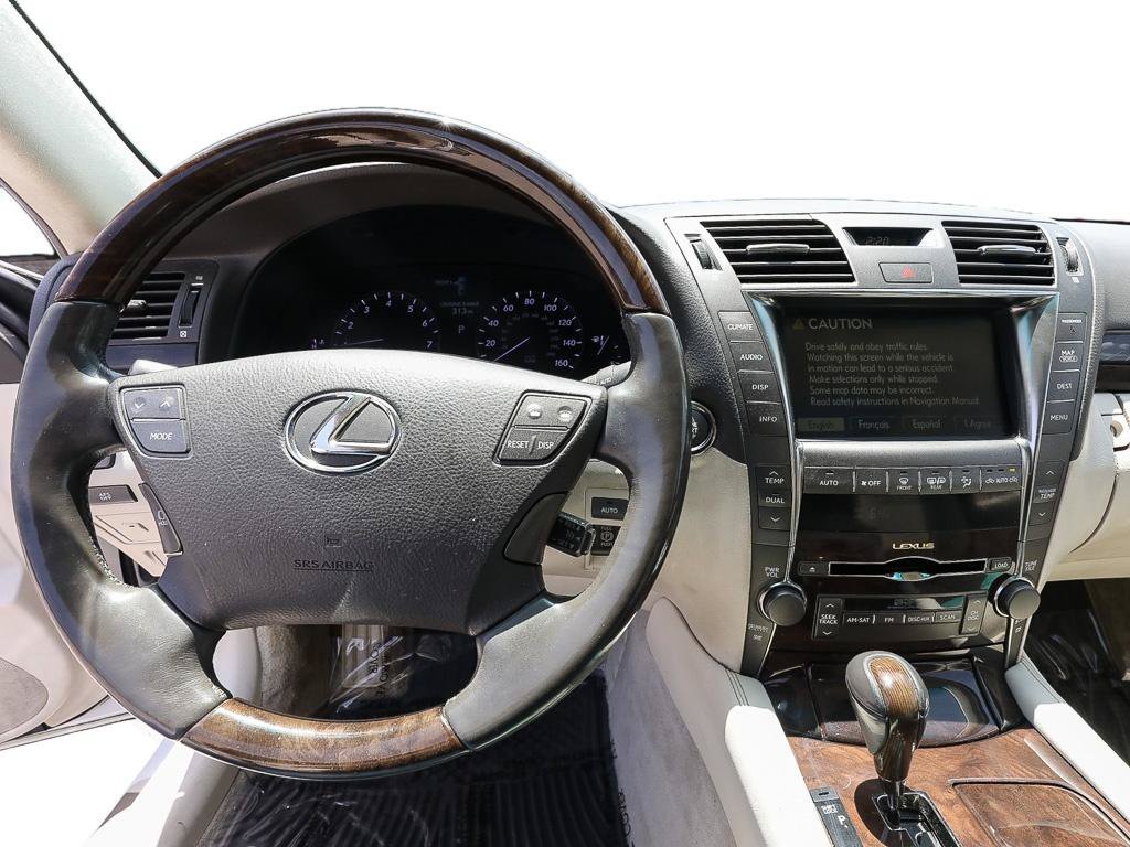 Used 2007 Lexus LS 460 L RWD image 13