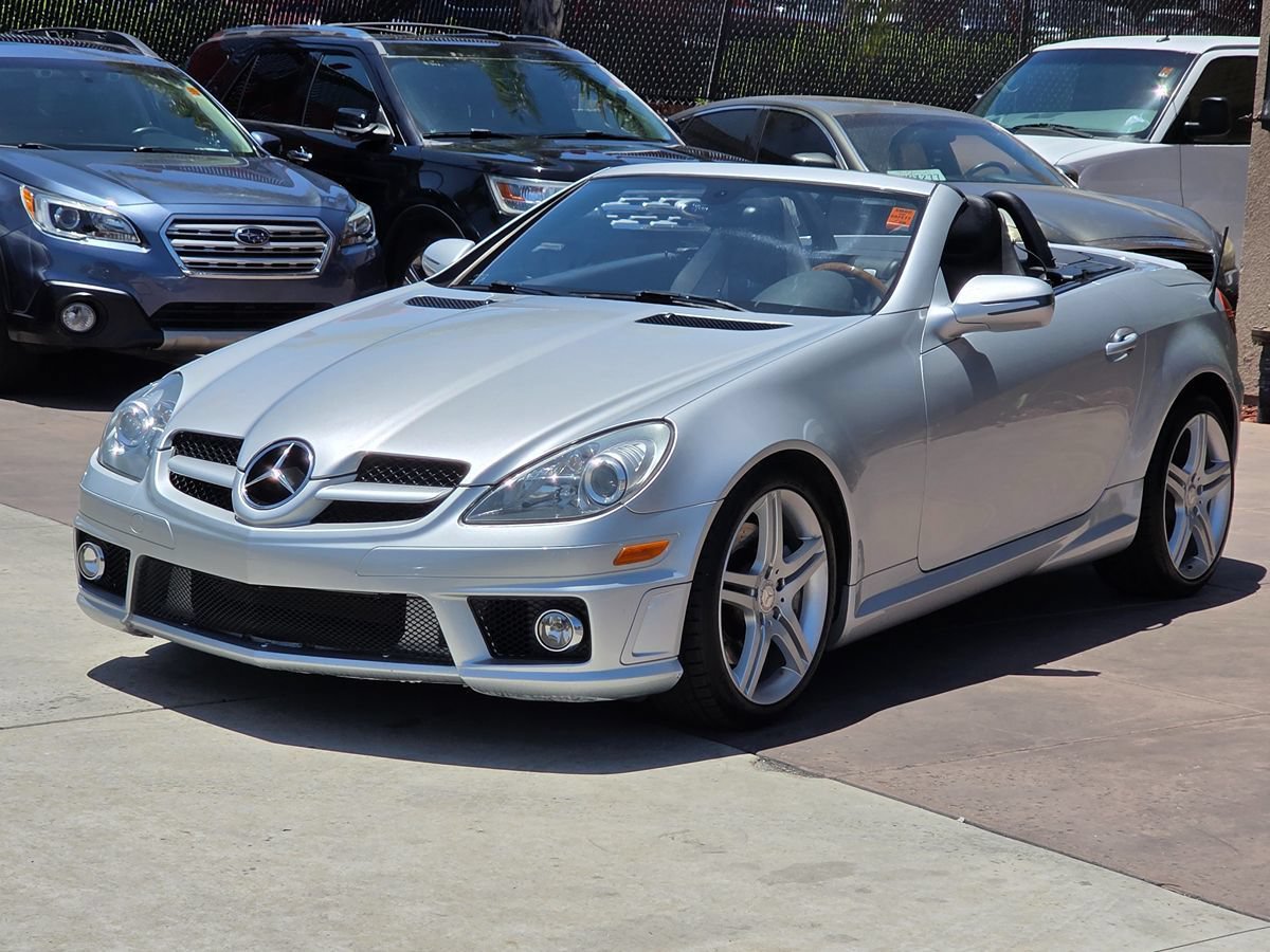 Used 2011 Mercedes-Benz SLK 350 image 5