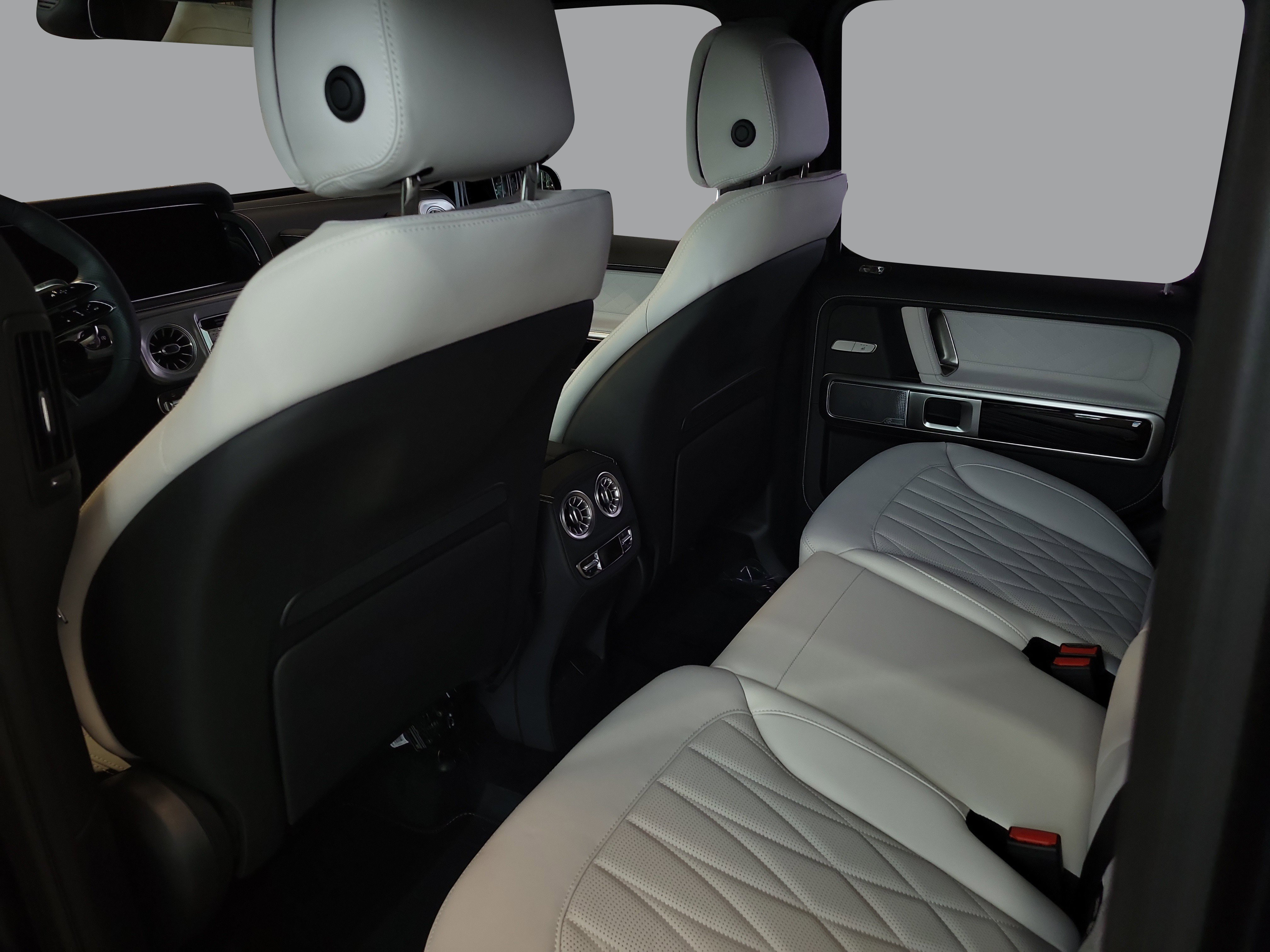 New 2027 Mercedes-Benz G 63 AMG 4MATIC image 11