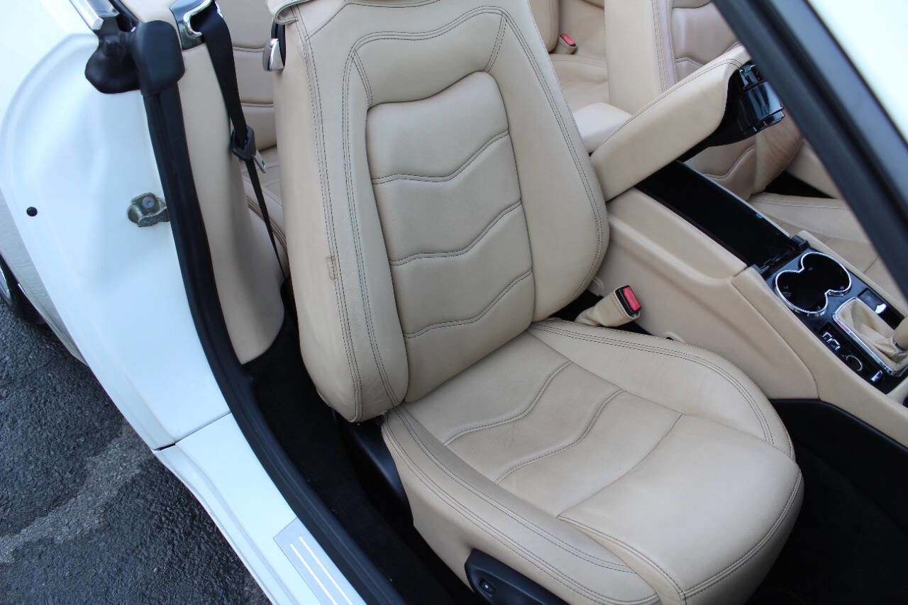 Used 2015 Maserati GranTurismo Convertible image 13