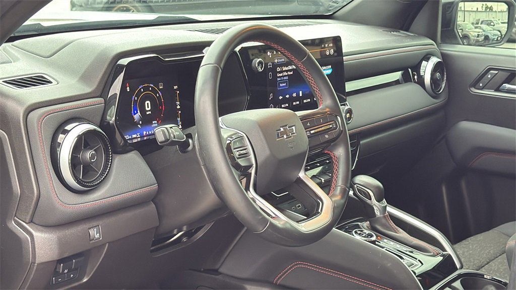 Used 2023 Chevrolet Colorado Z71 w/ Z71 Convenience Package 2 image 10