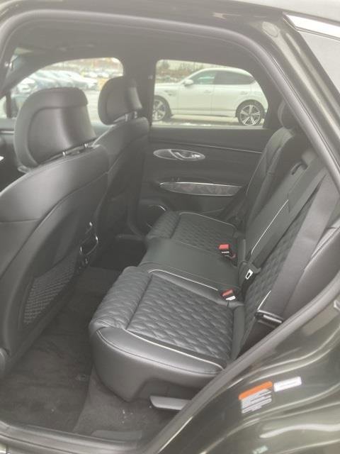 Used 2025 Genesis GV70 3.5T Sport w/ Sport Advanced Package image 23