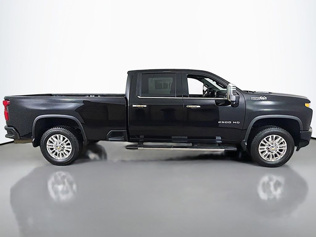 Used 2023 Chevrolet Silverado 2500 High Country image 17