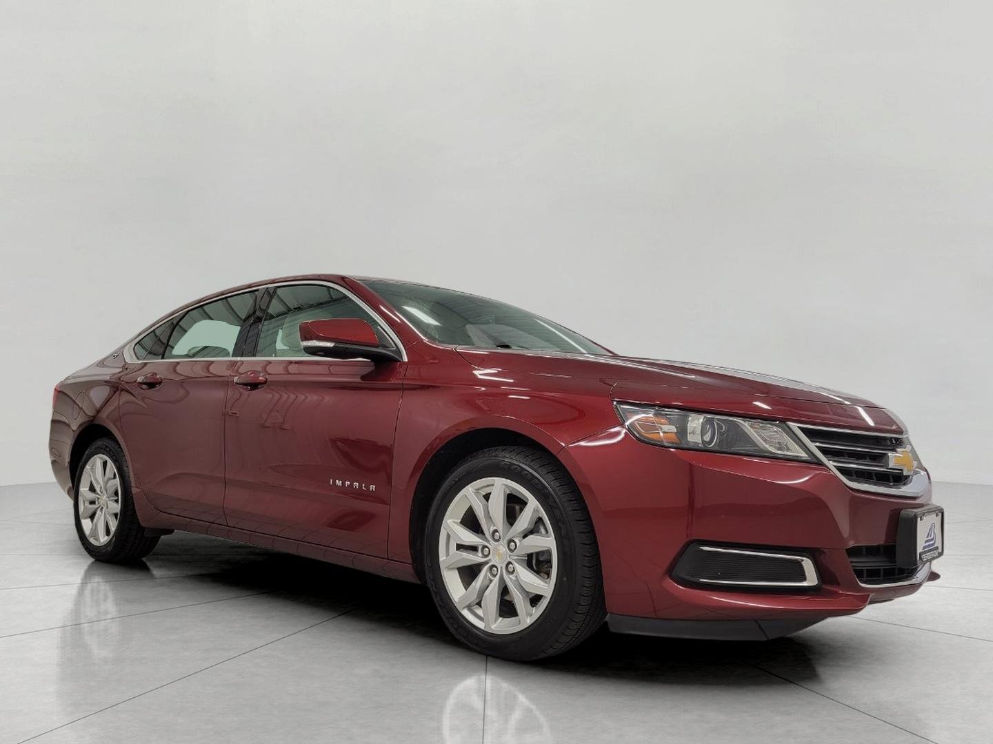 Used 2017 Chevrolet Impala LT w/ Leather Package FWD image 1