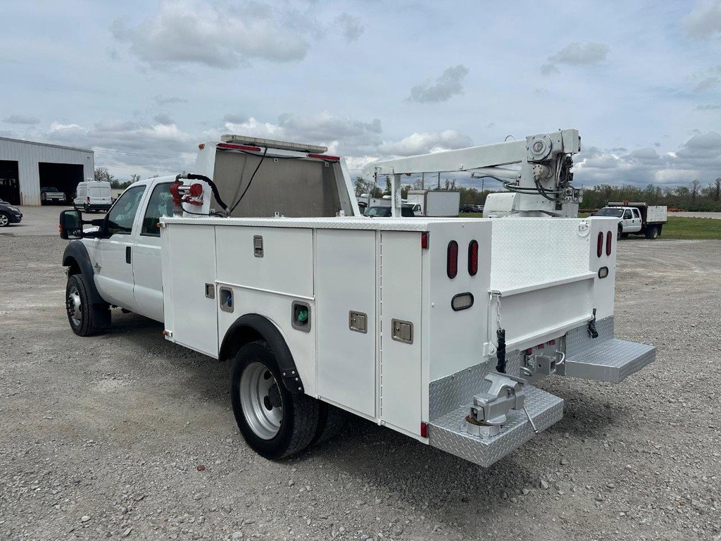 Used 2015 Ford F550 4x4 Crew Cab Super Duty image 5