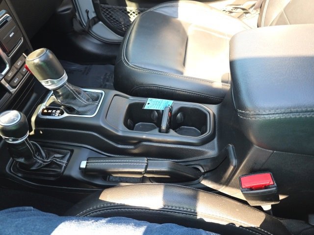 Used 2023 Jeep Wrangler Unlimited Sahara w/ Cold Weather Group image 31