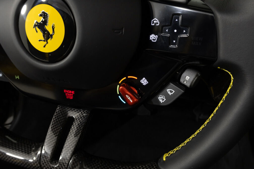 Used 2025 Ferrari 296 GTS image 35