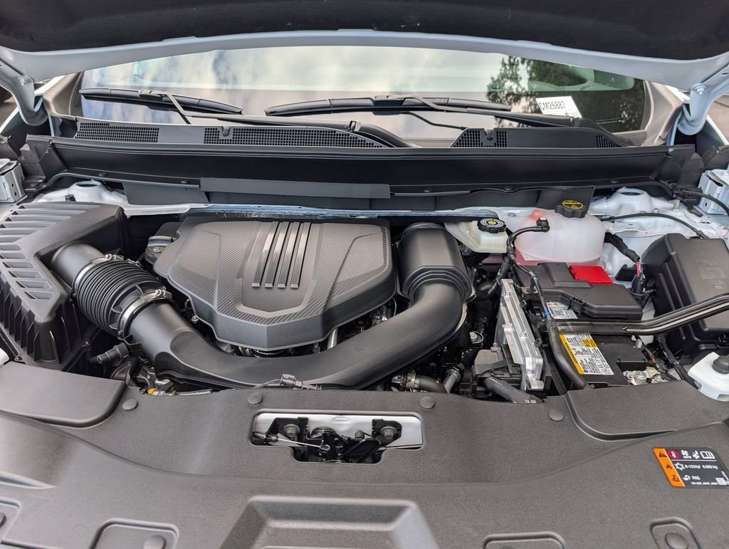 New 2026 Chevrolet Traverse LT FWD image 13