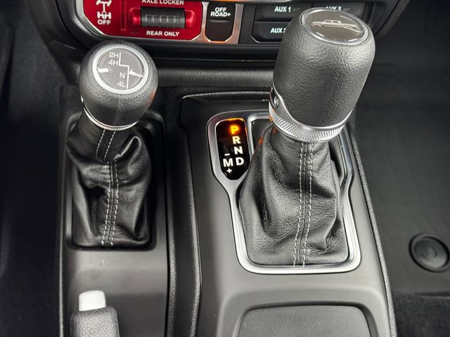 New 2026 Jeep Gladiator Sport AWD/4WD image 38