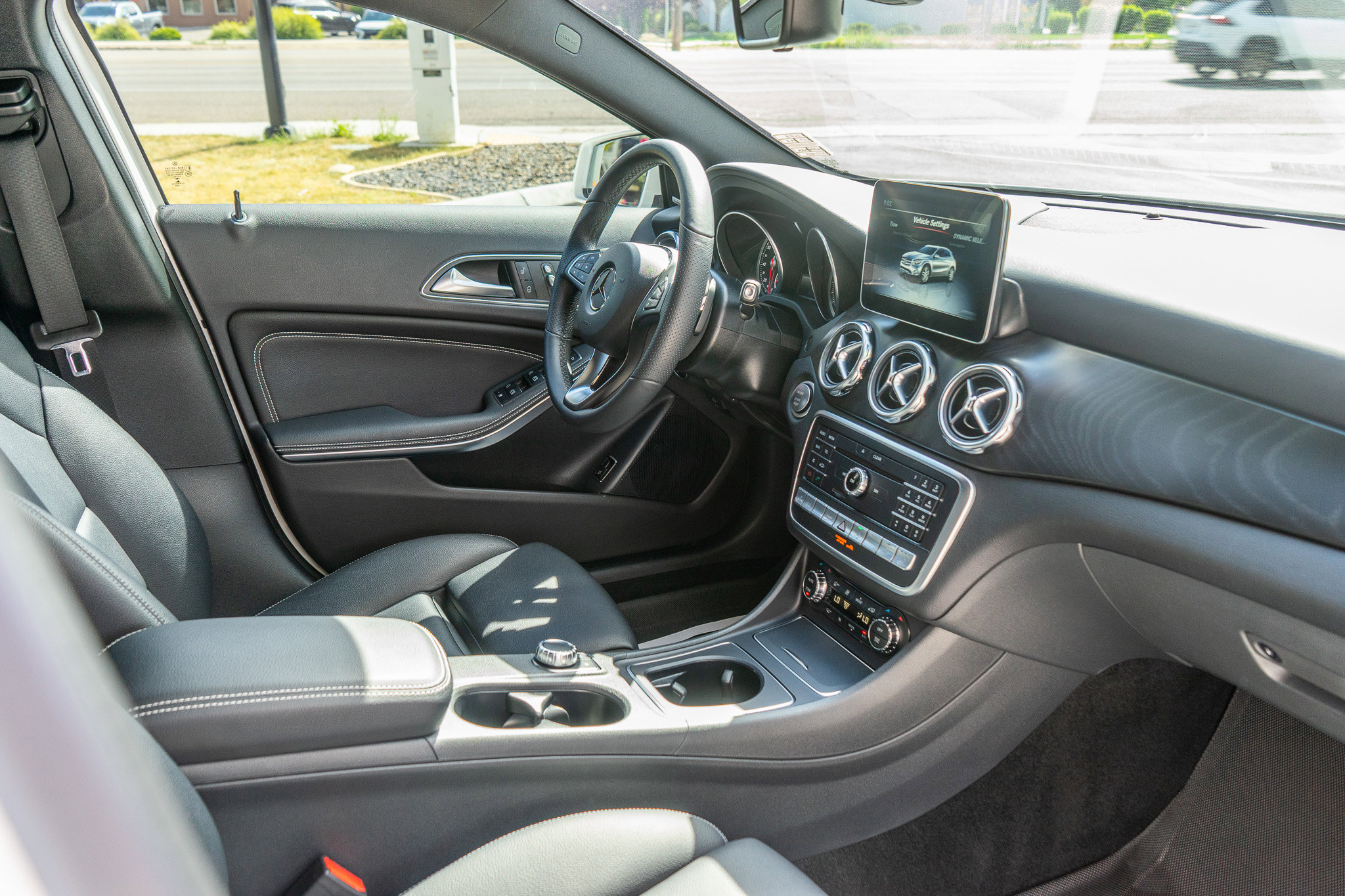 Used 2019 Mercedes-Benz GLA 250 4MATIC image 8