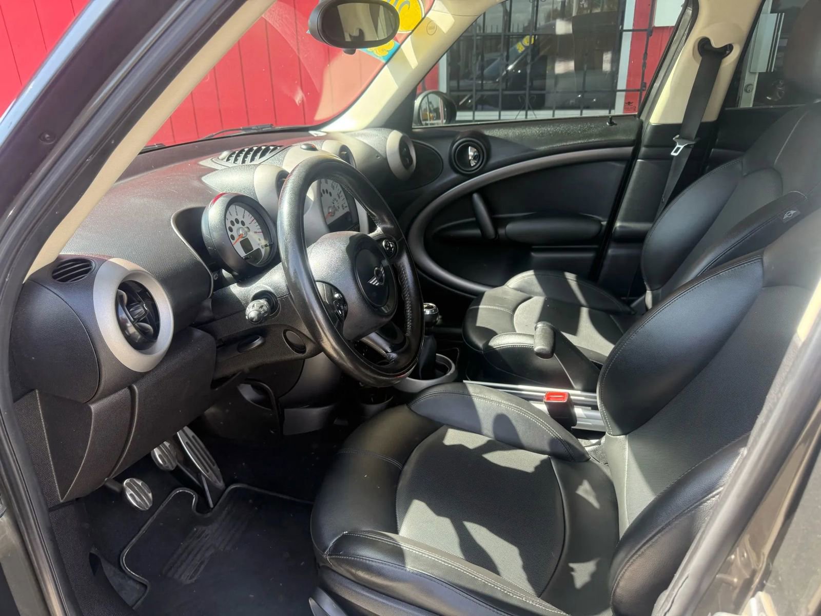 Used 2011 MINI Cooper Countryman S image 8