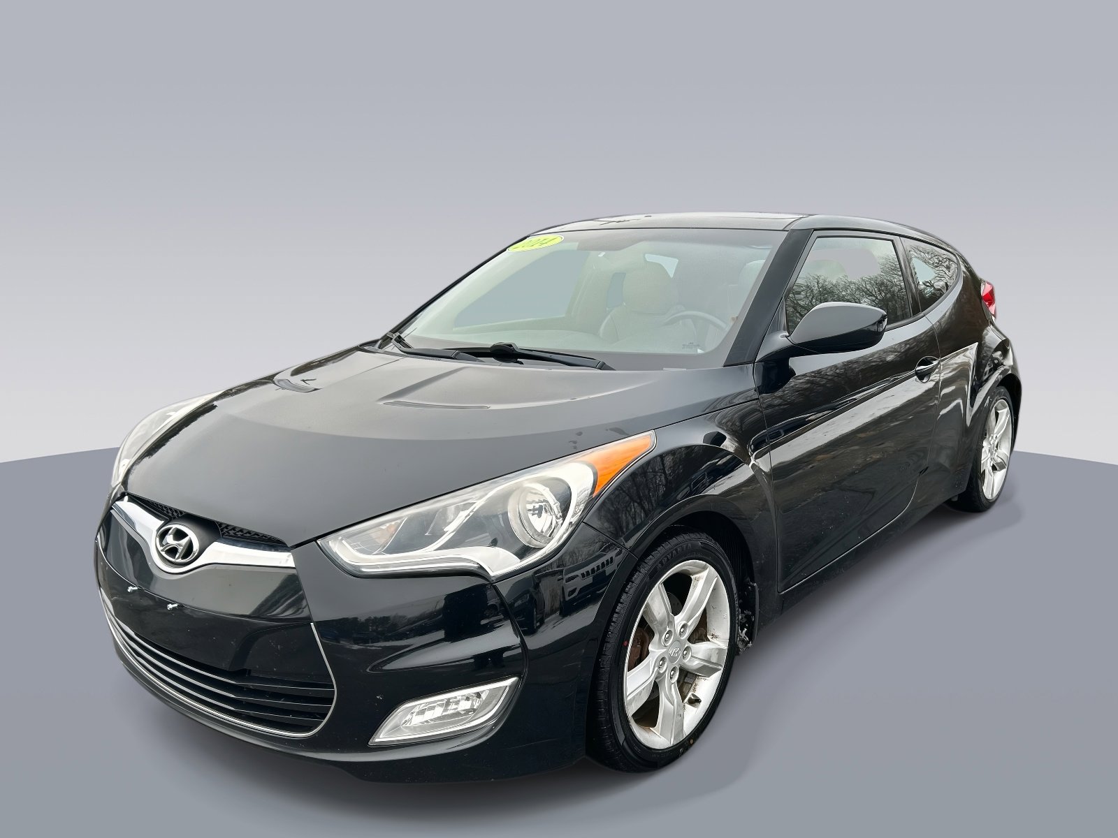 Used 2014 Hyundai Veloster w/ Style Package 02 image 7