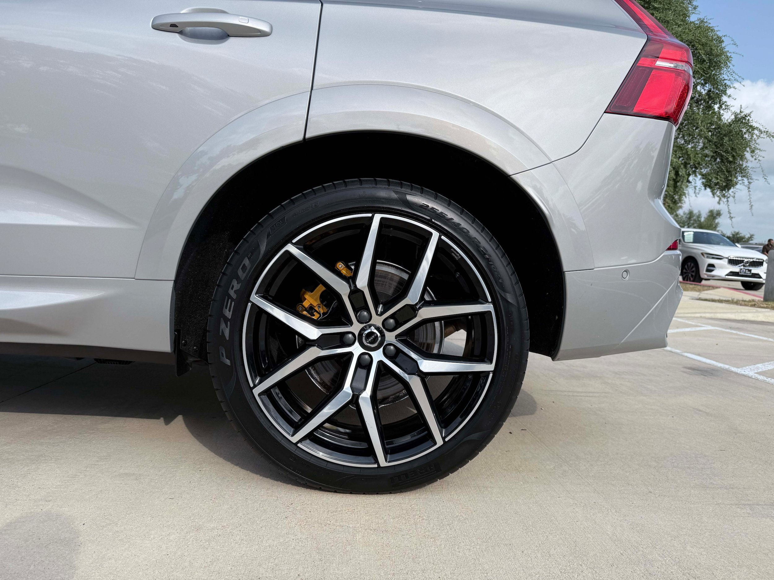 Certified 2024 Volvo XC60 T8 Polestar w/ Protection Package Premier AWD/4WD image 9