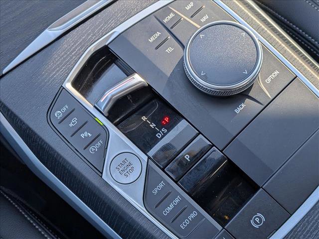 Used 2025 BMW 330i Sedan w/ Convenience Package RWD image 12