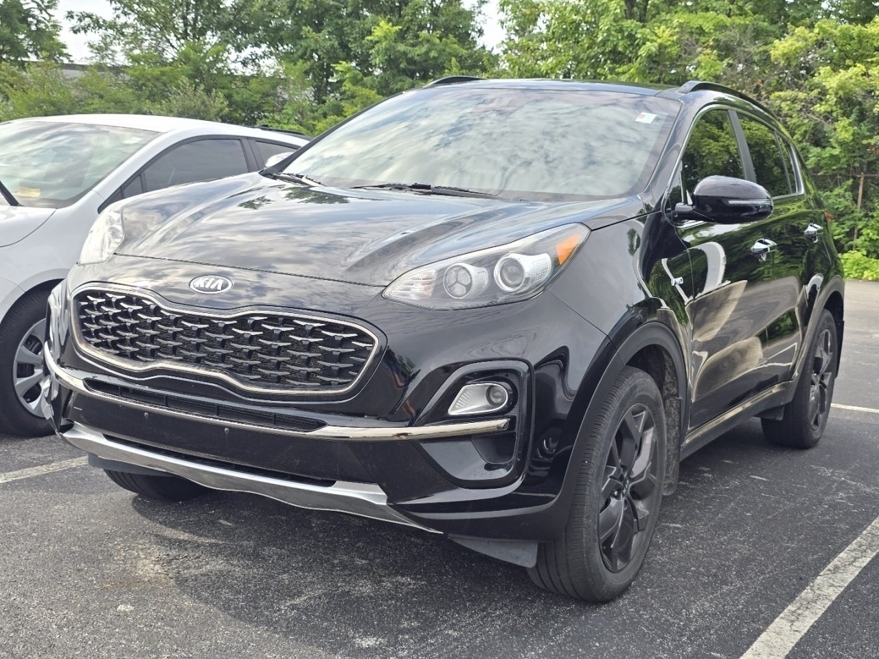 Used 2020 Kia Sportage S w/ S Sunroof Package AWD/4WD image 3
