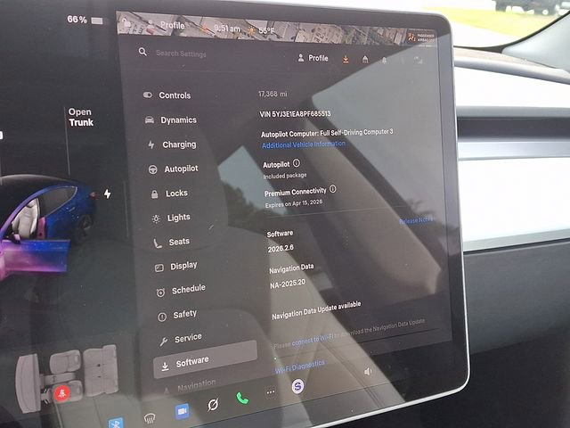 Used 2023 Tesla Model 3 Standard Range image 22