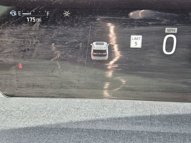 Used 2025 Ford Expedition Max Active AWD/4WD image 14