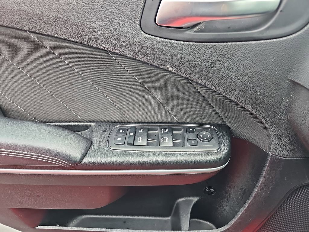Used 2023 Dodge Charger GT image 31