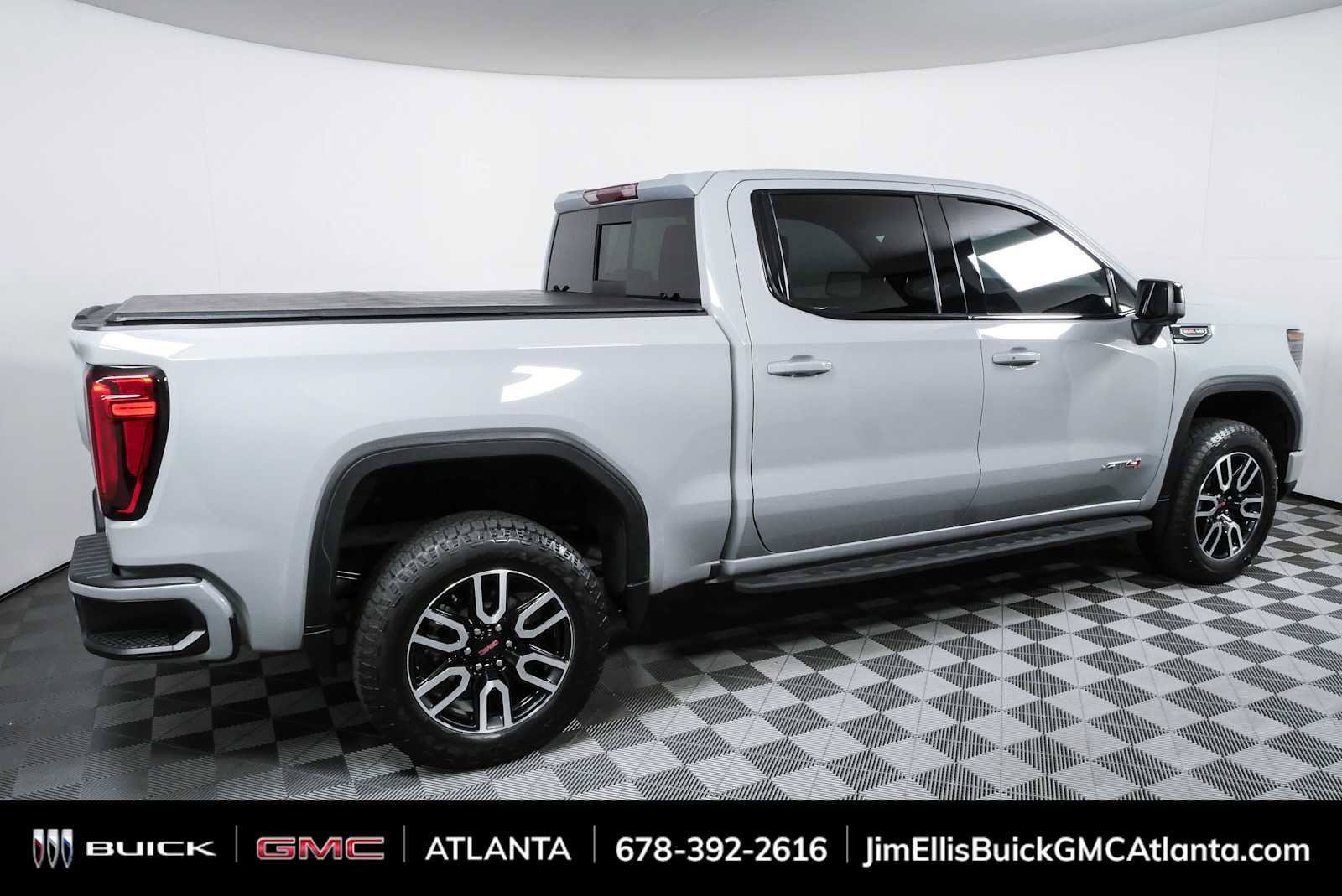 Used 2024 GMC Sierra 1500 AT4 w/ AT4 Premium Package AWD/4WD image 2