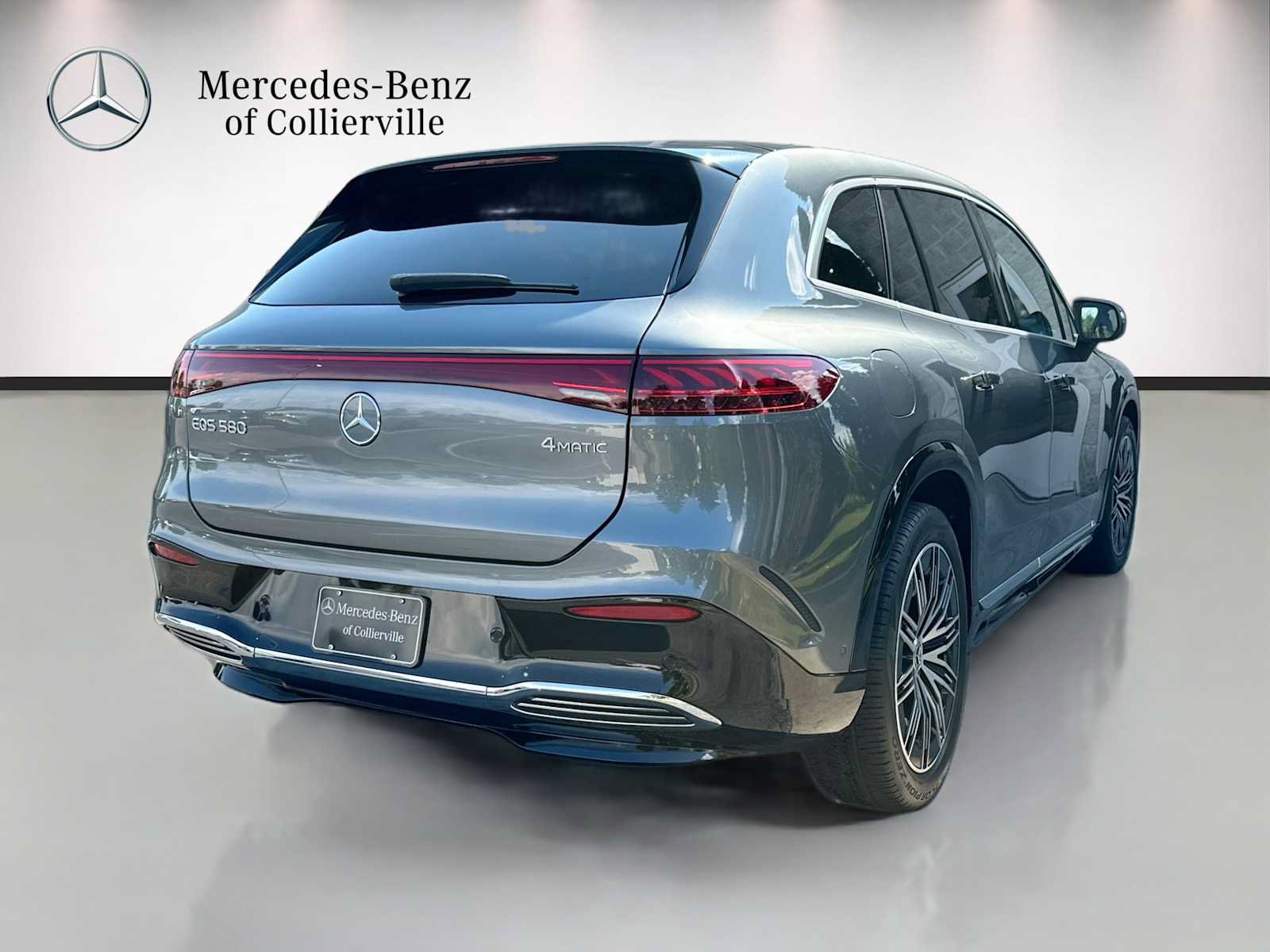 Used 2023 Mercedes-Benz EQS 580 4MATIC SUV image 5