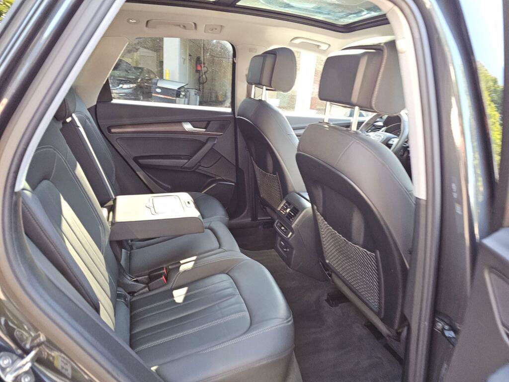 Used 2023 Audi Q5 2.0T Premium AWD/4WD image 13