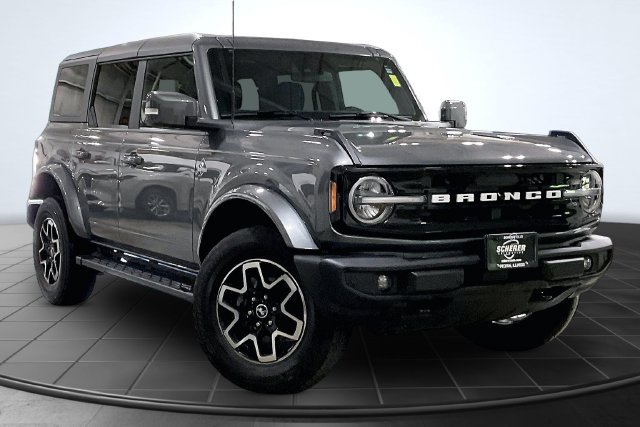 Used 2023 Ford Bronco Outer Banks AWD/4WD image 14