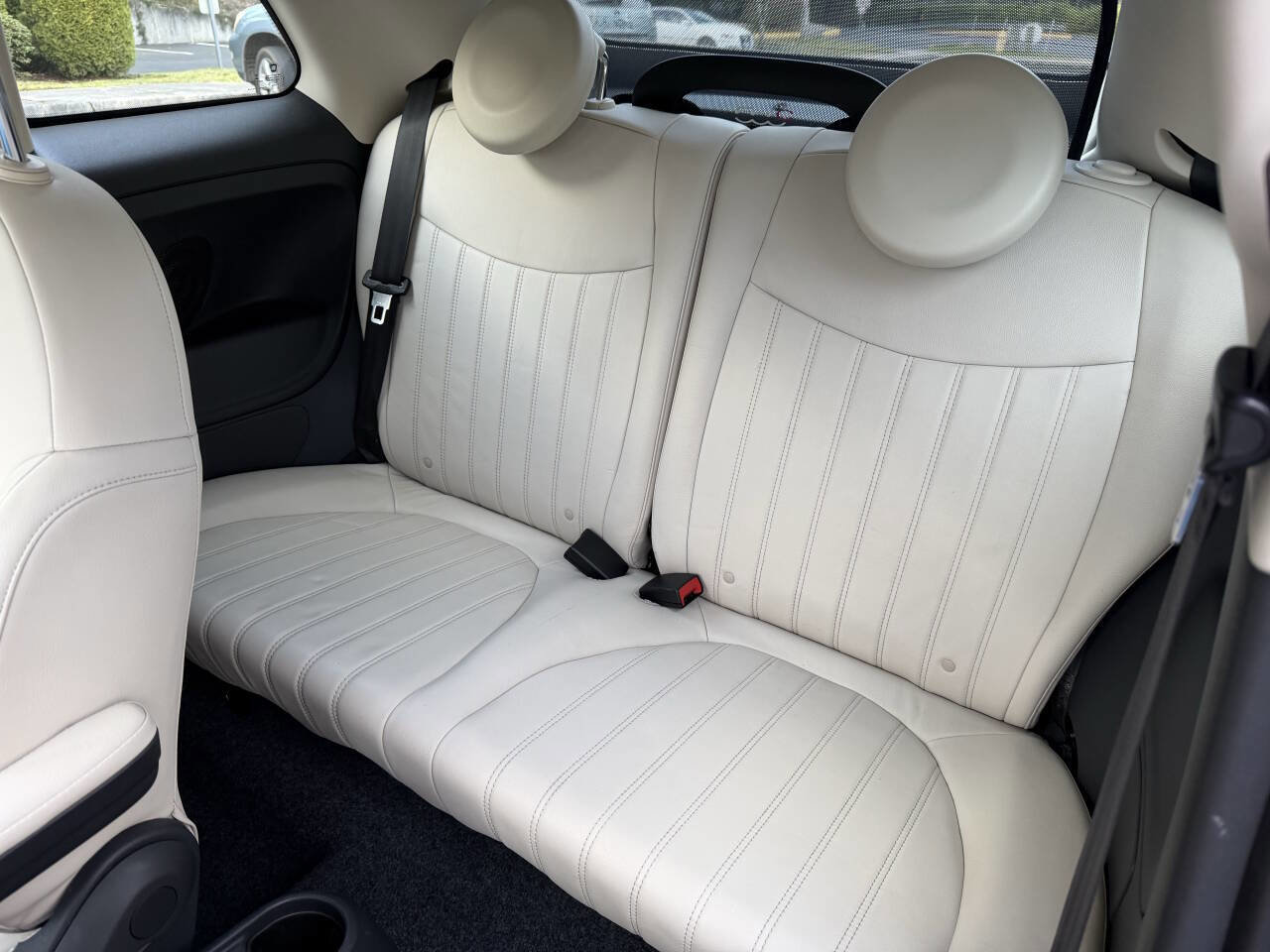 Used 2017 FIAT 500 Lounge image 23