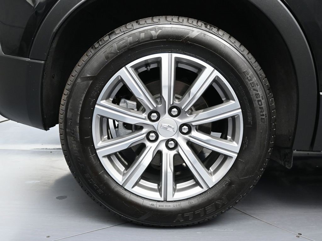 Used 2023 Cadillac XT4 Sport image 11