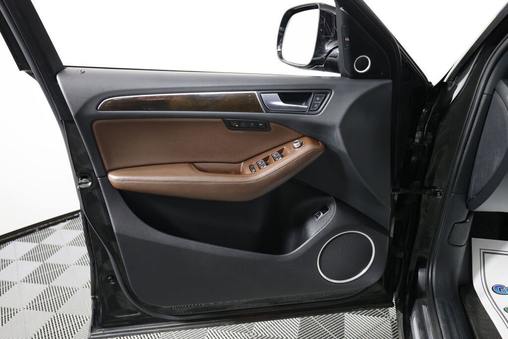 Used 2015 Audi Q5 TDI Prestige image 12