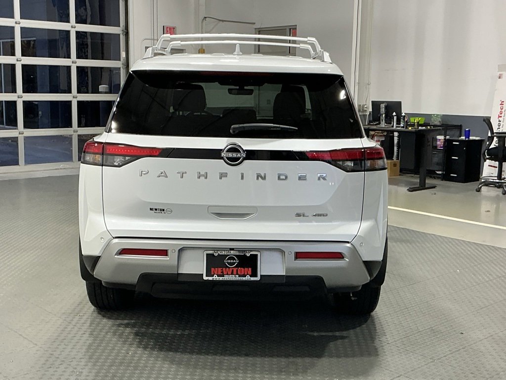 Used 2025 Nissan Pathfinder SL image 36