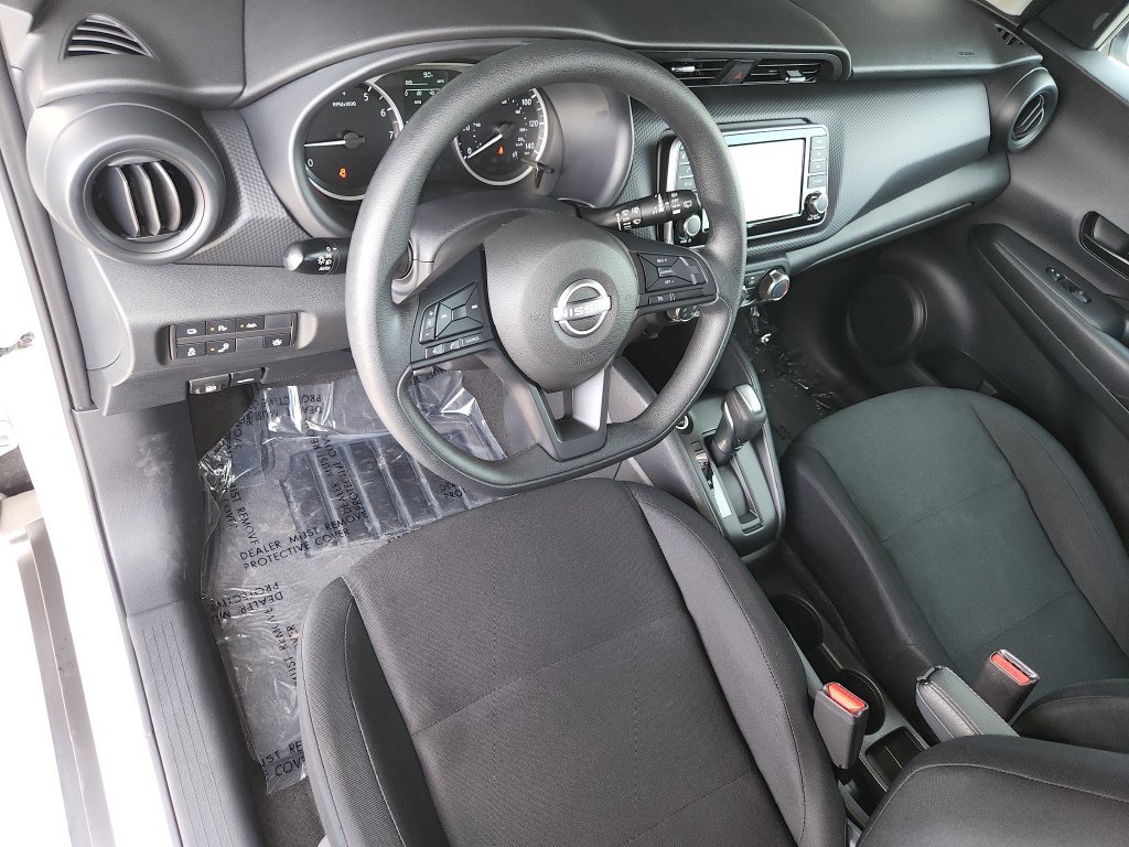 Used 2024 Nissan Kicks S FWD image 12