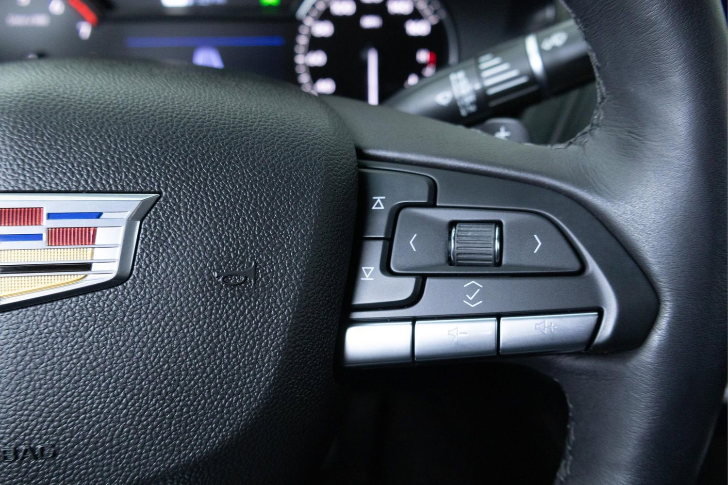 Used 2023 Cadillac CT4 Luxury w/ Sun And Sound Package image 19