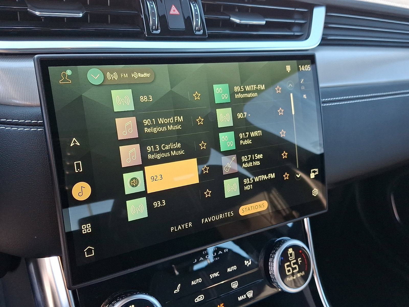 New 2024 Jaguar XF R-Dynamic SE image 16