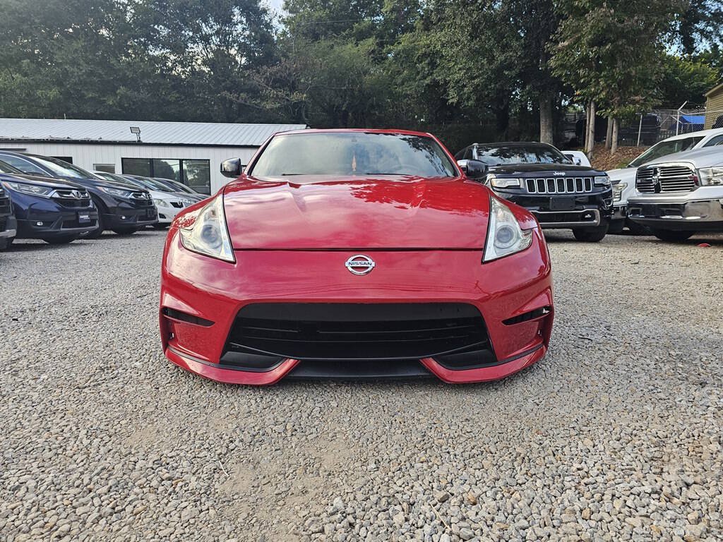 Used 2017 Nissan 370Z Coupe RWD image 5