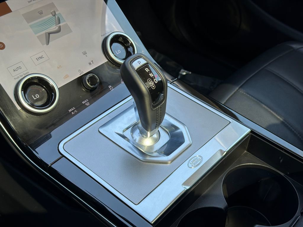 Used 2023 Land Rover Range Rover Evoque S AWD/4WD image 30