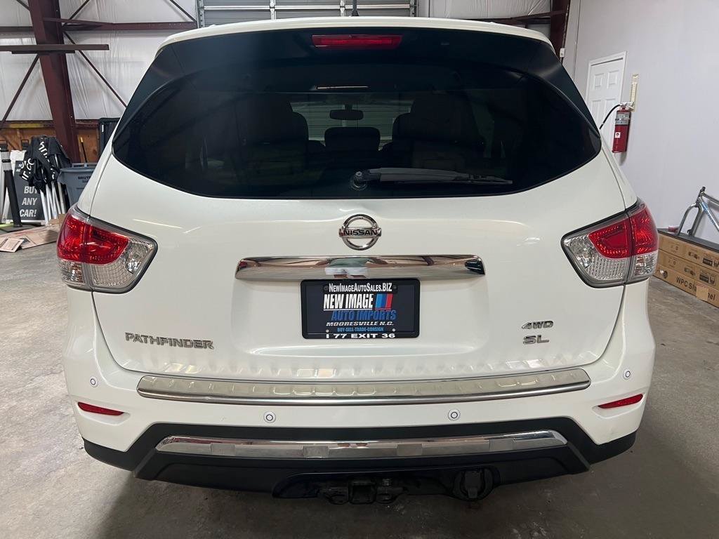 Used 2014 Nissan Pathfinder SL w/ SL Tech Package AWD/4WD image 6