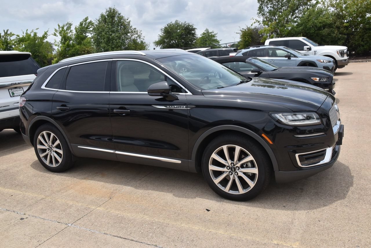 Used 2019 Lincoln Nautilus Select FWD image 5
