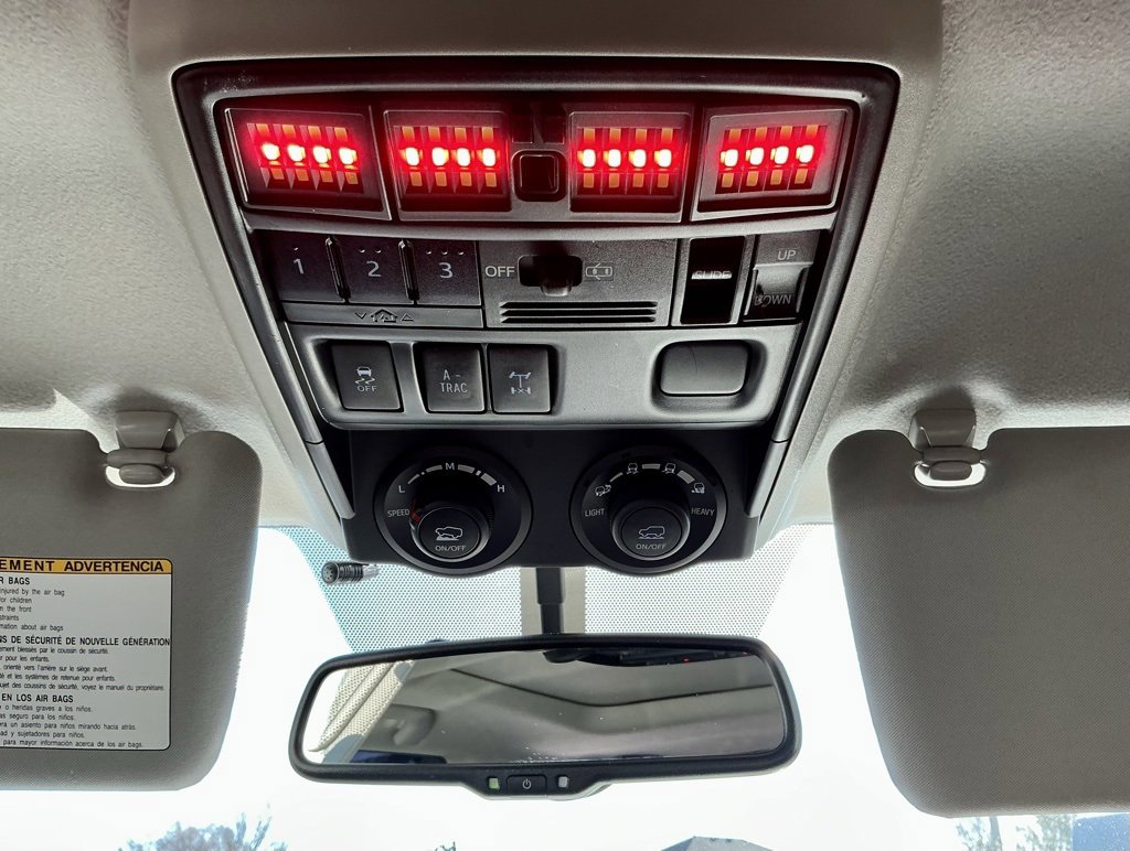 Used 2018 Toyota 4Runner TRD Off-Road Premium image 32