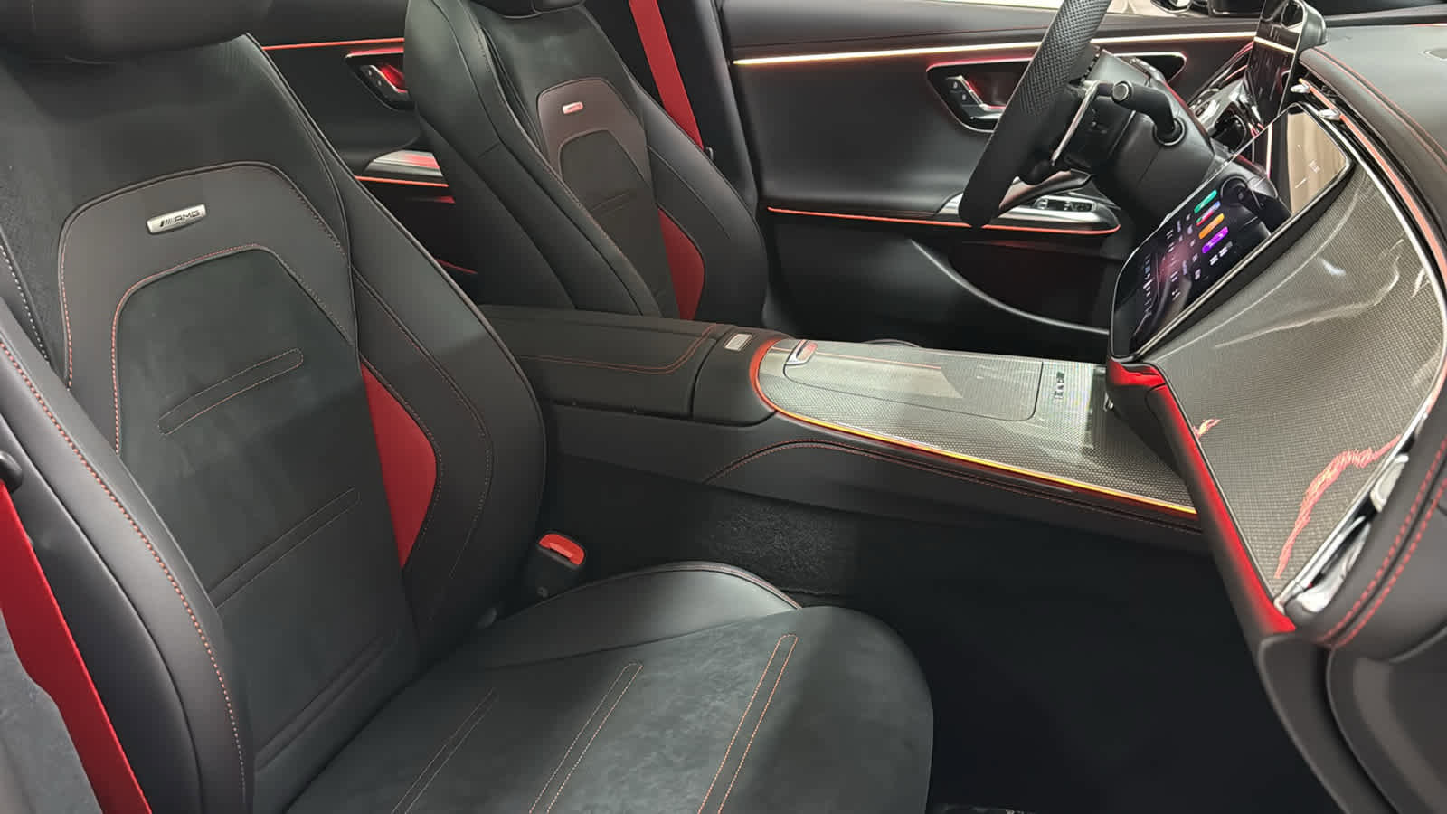 New 2026 Mercedes-Benz E 53 AMG e 4MATIC Sedan image 37