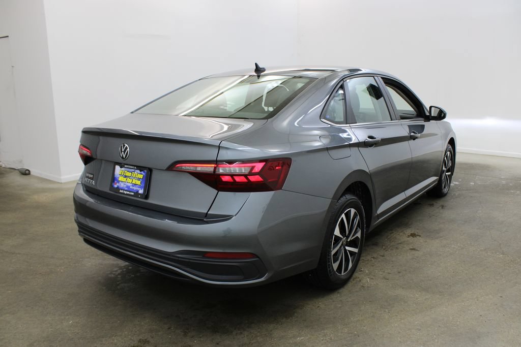 Certified 2024 Volkswagen Jetta S FWD image 5