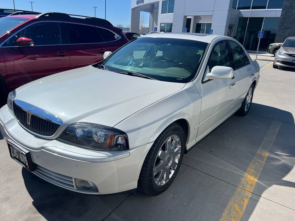 Used 2005 Lincoln LS image 2