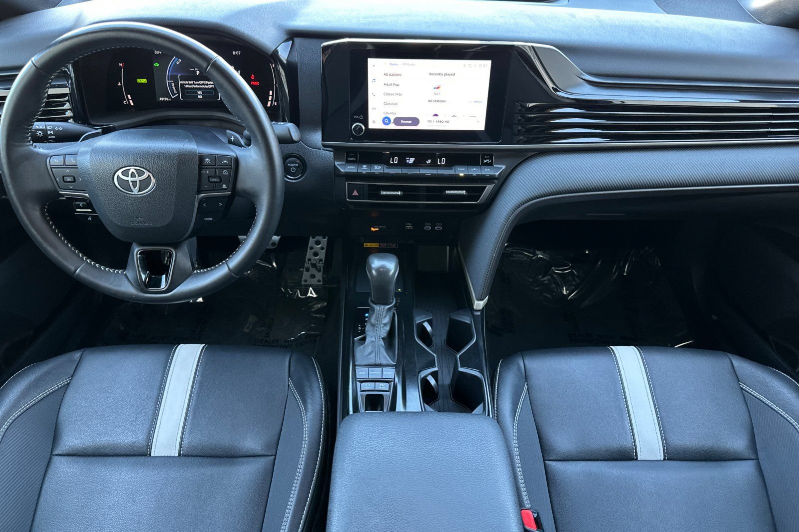 Certified 2025 Toyota Camry SE FWD image 13