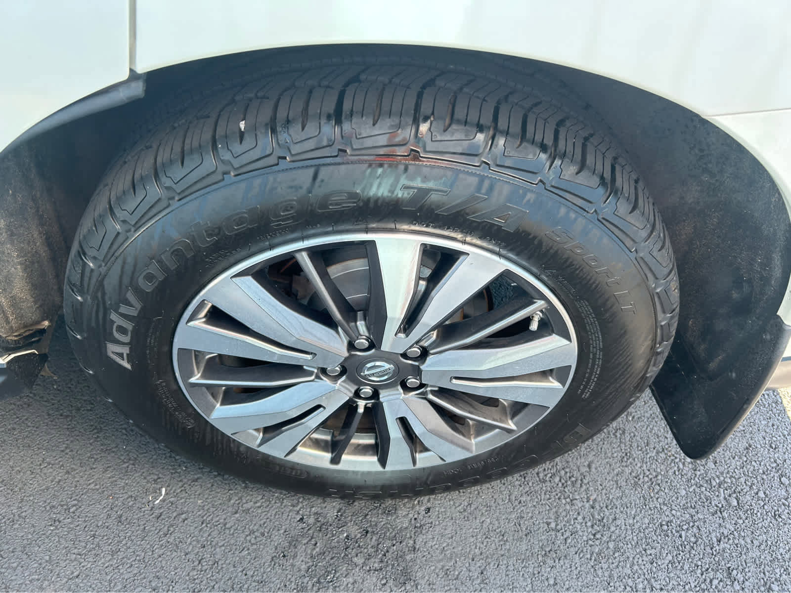 Used 2019 Nissan Pathfinder SL image 34