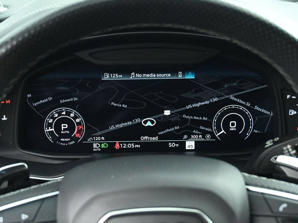 Used 2022 Audi RS Q8 w/ Luxury Package AWD/4WD image 26