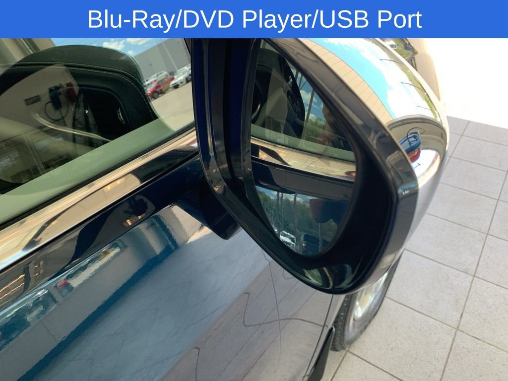 Used 2022 Chrysler Pacifica Limited w/ Uconnect Theater Family Group image 22