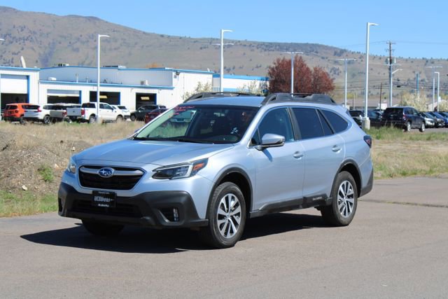 Used 2020 Subaru Outback Premium image 8