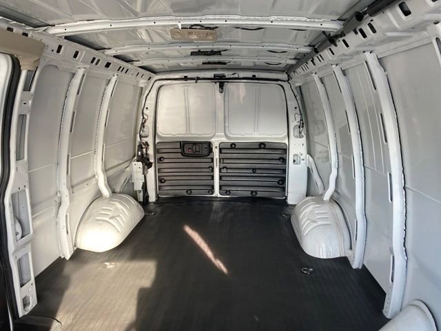 Certified 2024 GMC Savana 2500 Work Van w/ Driver Convenience Package image 15